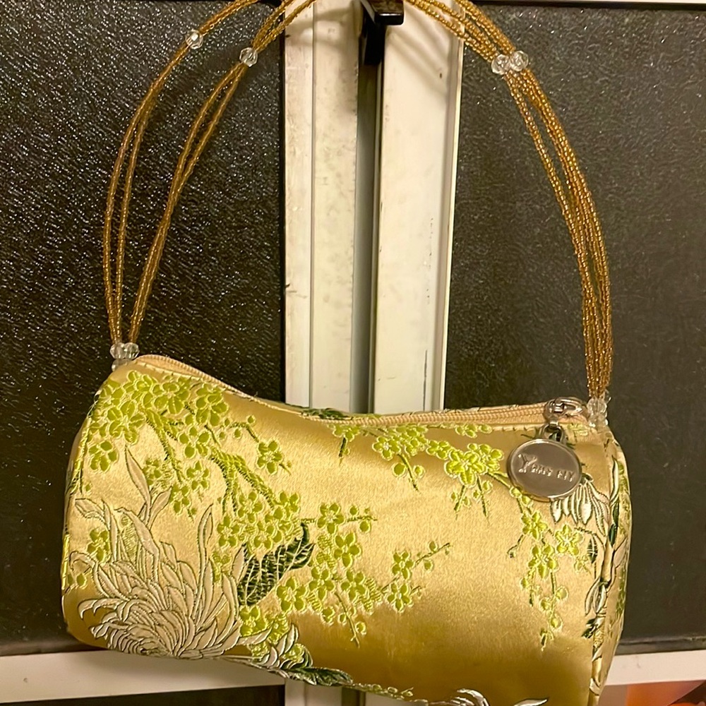Yans Ny green purse